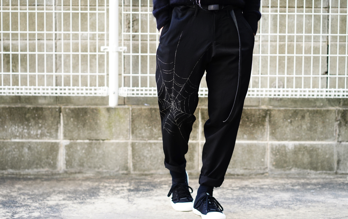 YOHJI YAMAMOTO 【BLACK Scandal】Spiderweb Pants 2 | HUES 福岡
