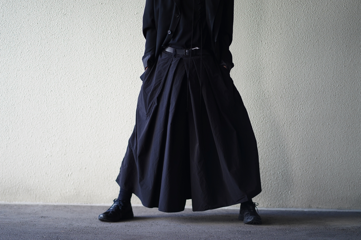 YOHJI YAMAMOTO Products Dyed Hakama Pants | HUES 福岡セレクトショップ