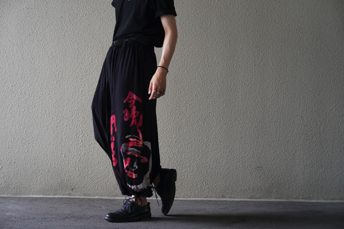 YOHJI YAMAMOTO Left Side Print Skirt Pants | HUES 福岡セレクトショップ