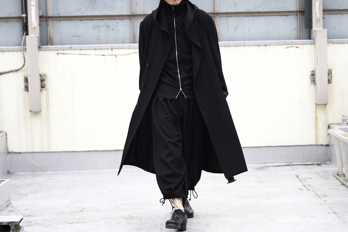 YOHJI YAMAMOTO Hooded Coat