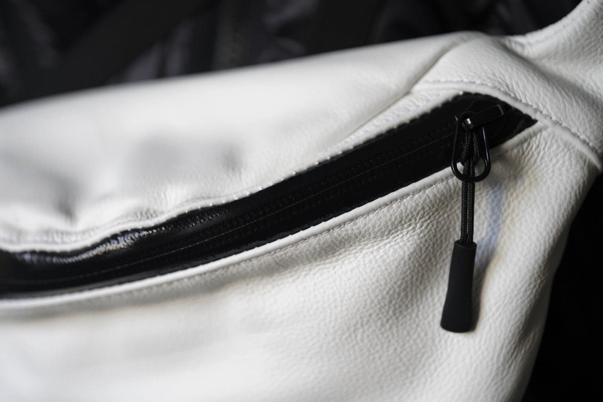 bagjack Limited hipbag leather | HUES 福岡セレクトショップ