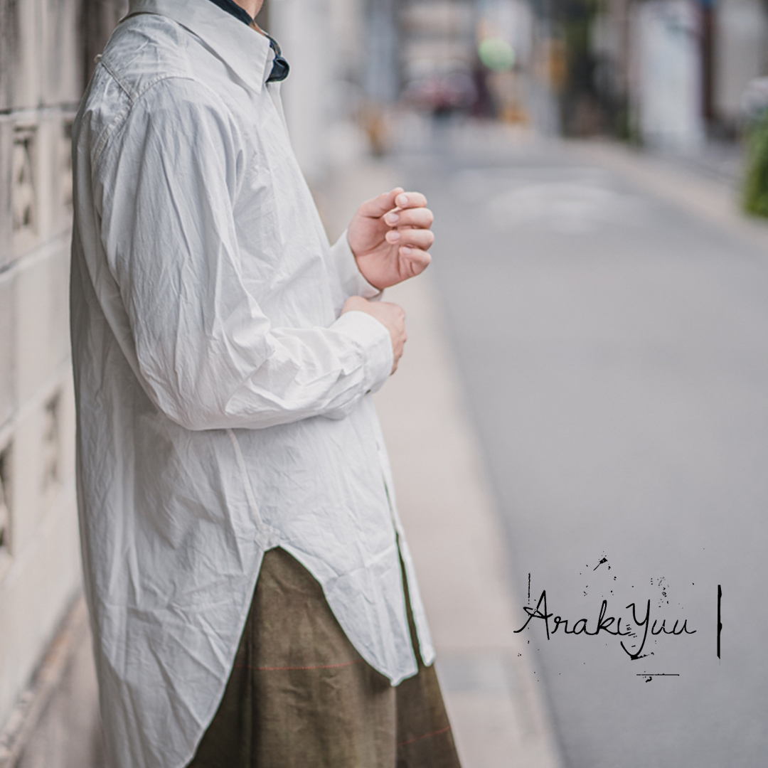 Pコートシャツ ブラウス Araki yuu - シャツ/ブラウス(七分/長袖)
