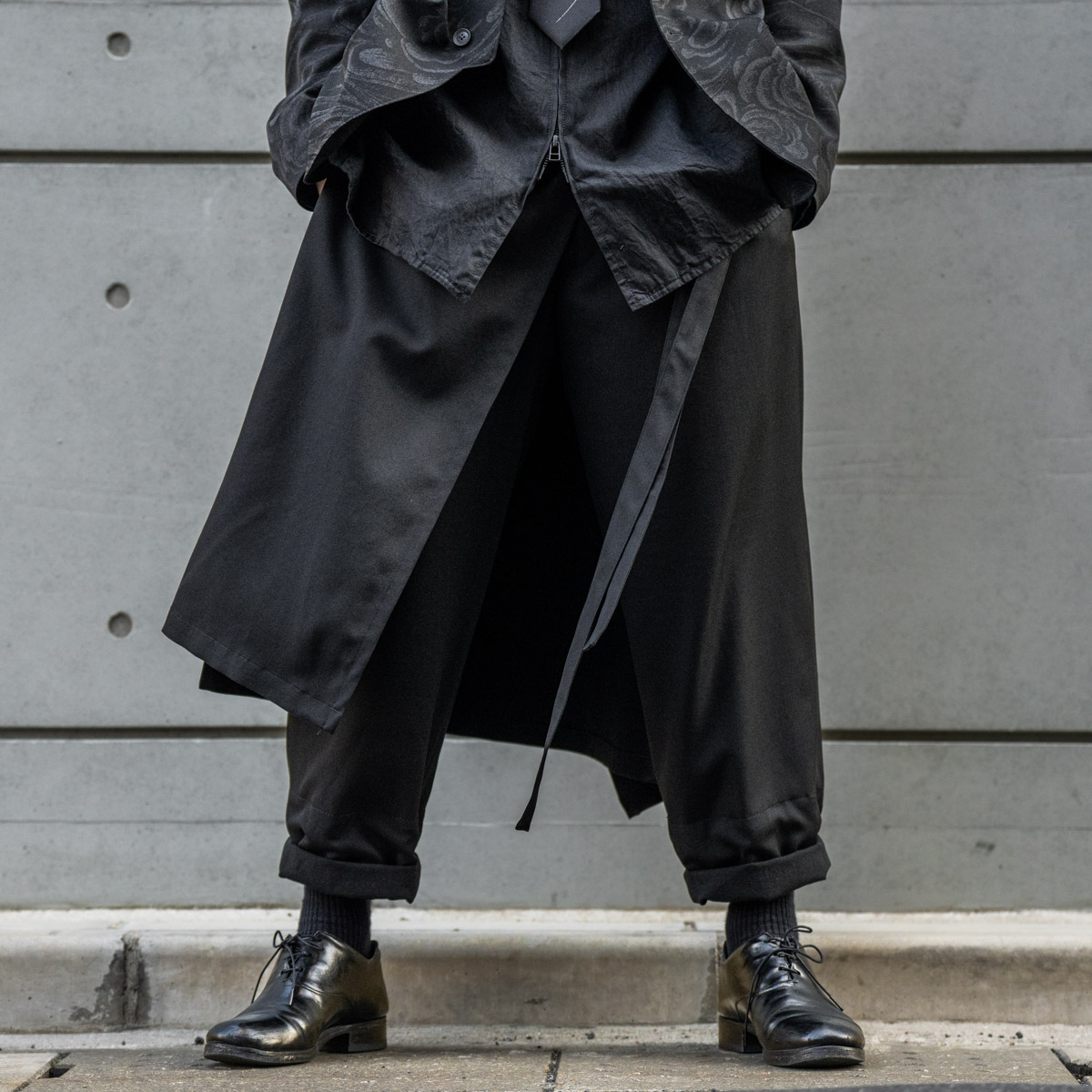 オンラインストア販売 【希少】Yohji Yamamoto フレアパンツ ブラック 