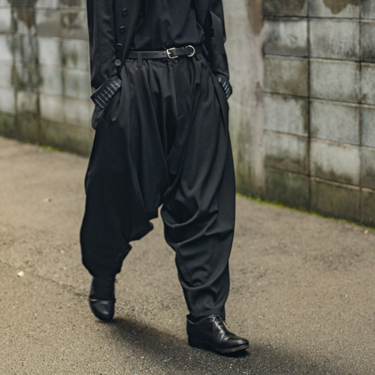 Yohji Yamamoto 23AW ウールギャバジンドレープパンツ裾周り39 