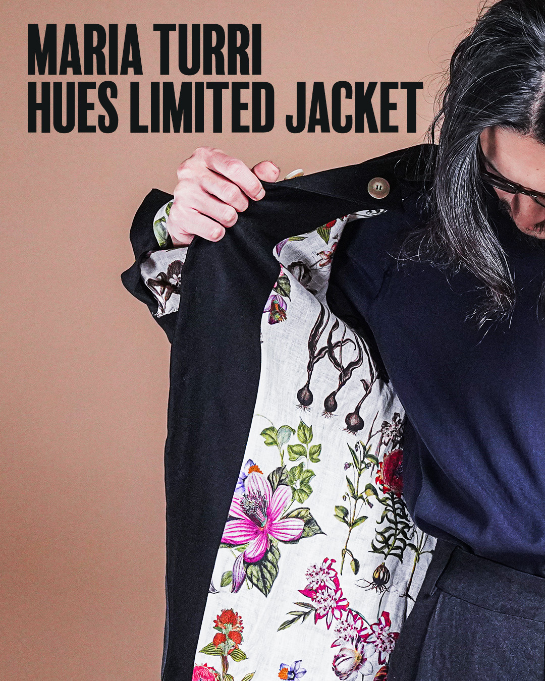 マリア・トゥーリの 6Bジャケット フラワー