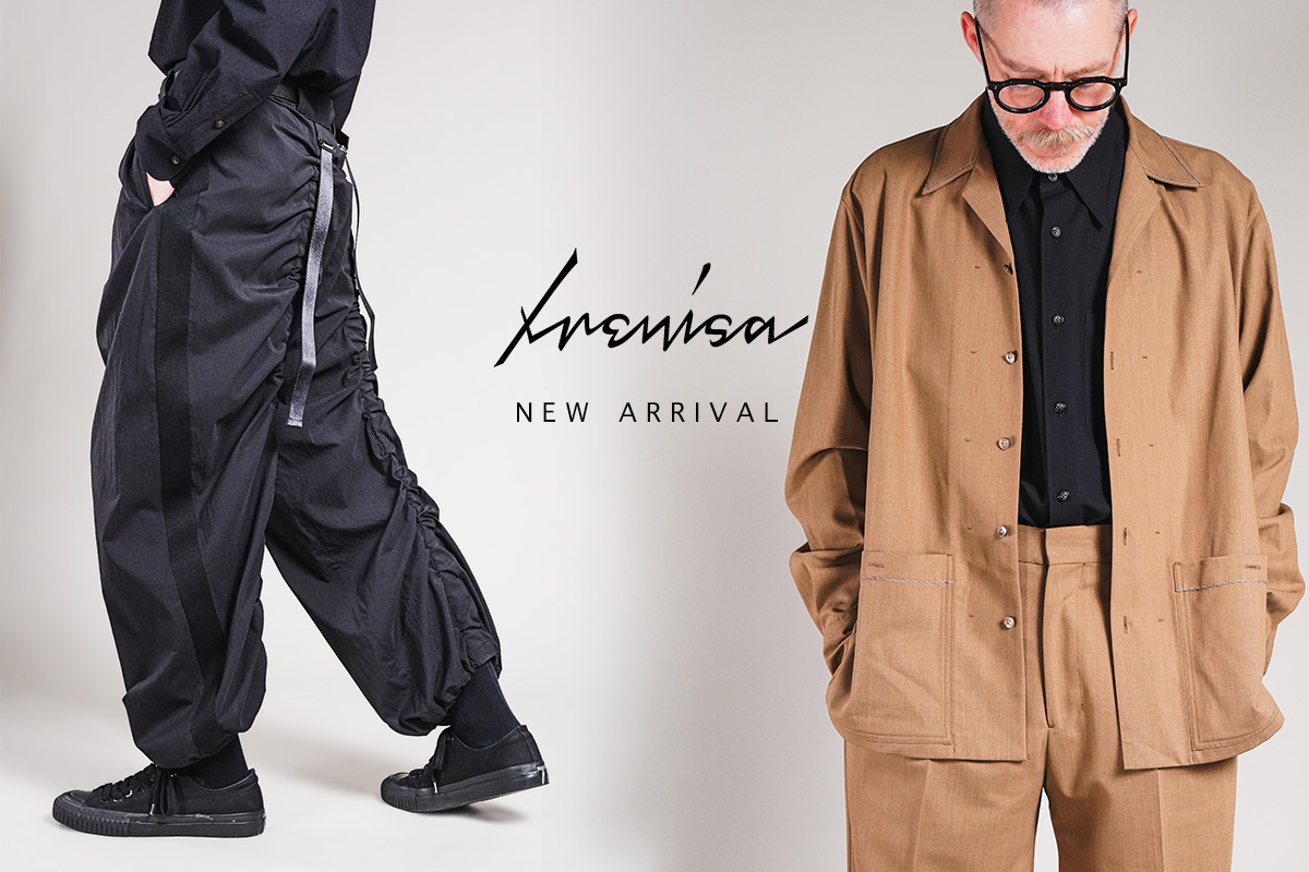 イレニサ オープンカラーシャツ & ベルテッド フォーム チェンジ パンツ